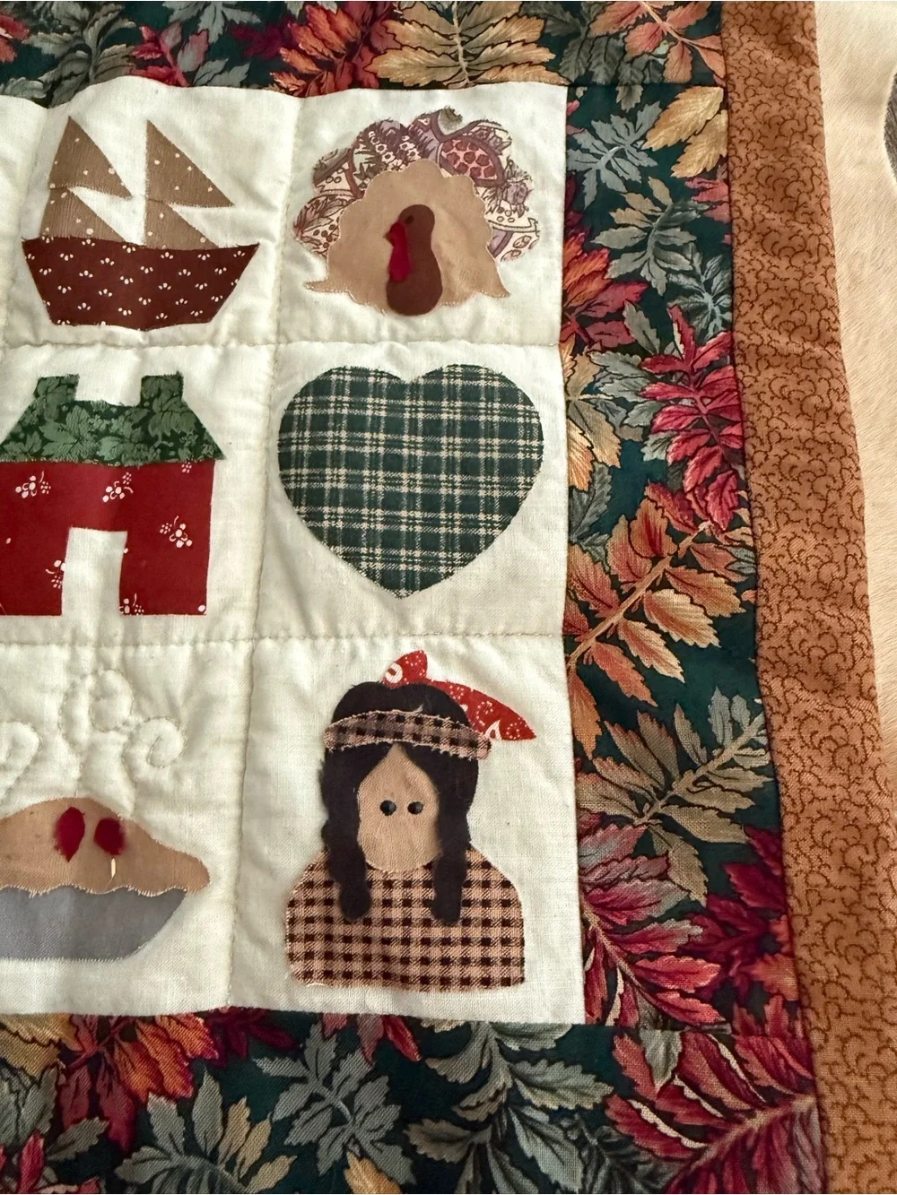 Adorable Miniature Thanksgiving Theme Quilt Square